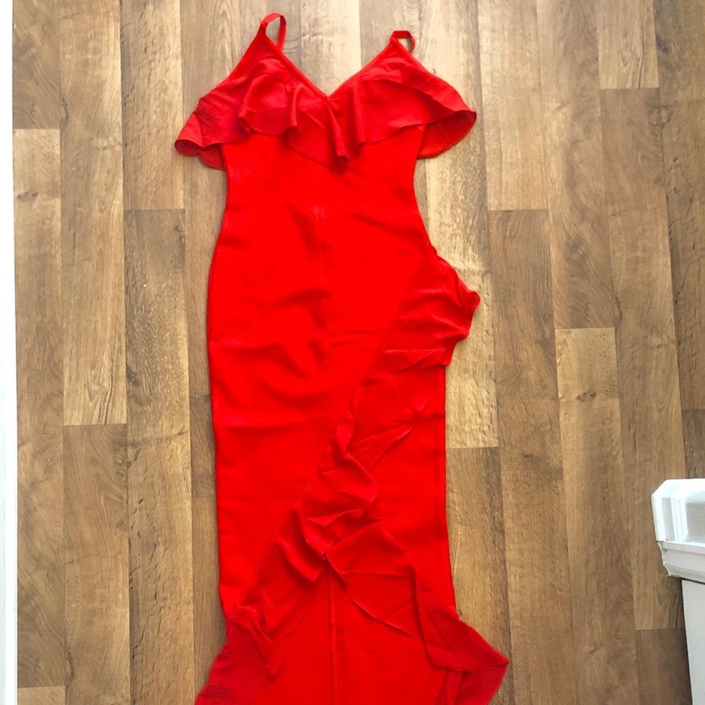 NWOT Body-con Ruffled Dress - Picture 6 of 8